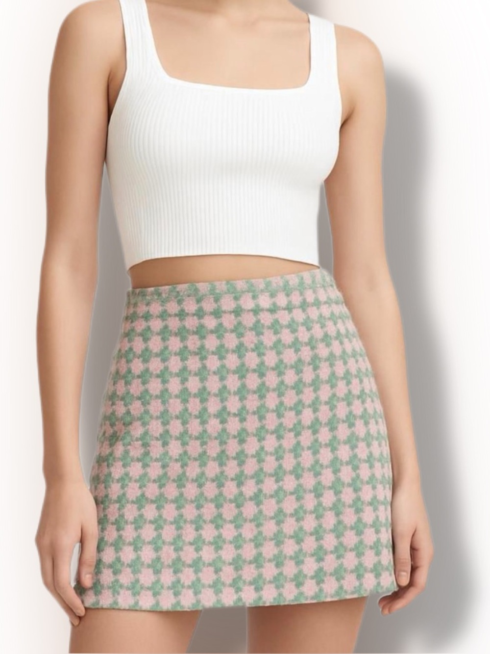 NWT Zara Pink & Green Houndstooth Knit Mini Skirt - Size Large